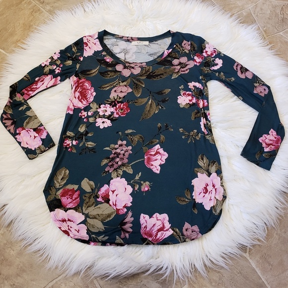 Floral Top Green - Picture 9 of 9